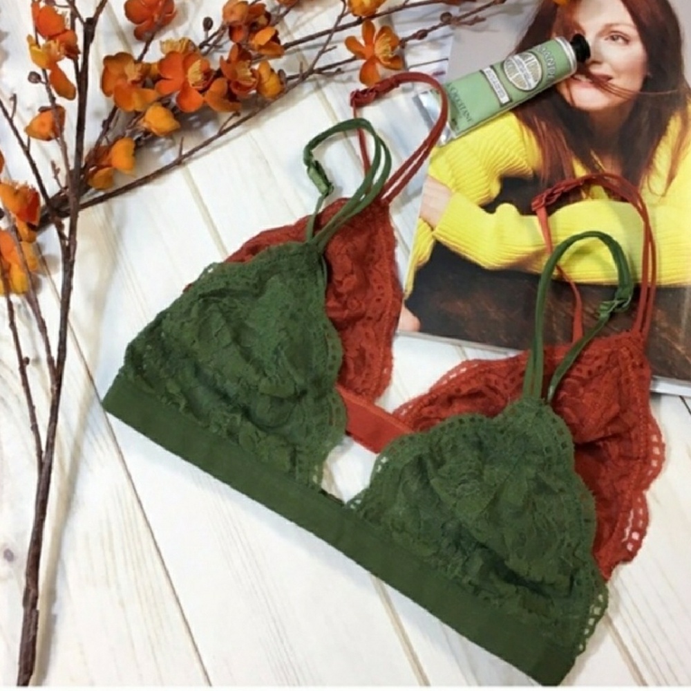 Triangle Lace Bralettes - Picture 3 of 5